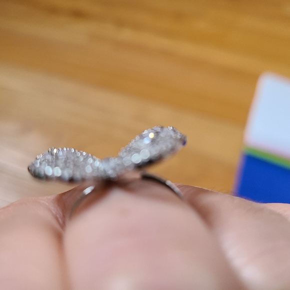 🦋 Butterfly Adjustable Ring- Serious Sparkle - Picture 10 of 11